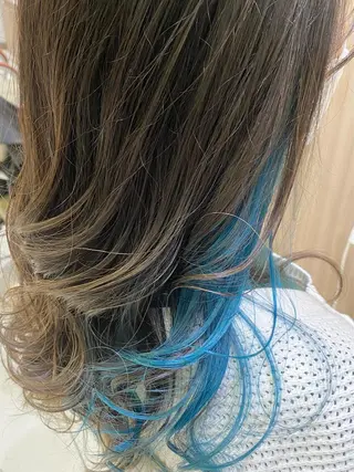 ロング カラー 古川 琴美のヘアスタイル