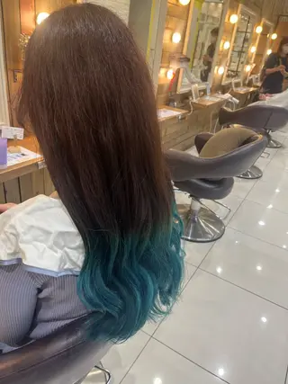 ロング カラー ヘアアレンジ 裾カラー/Aya🥀のヘアスタイル