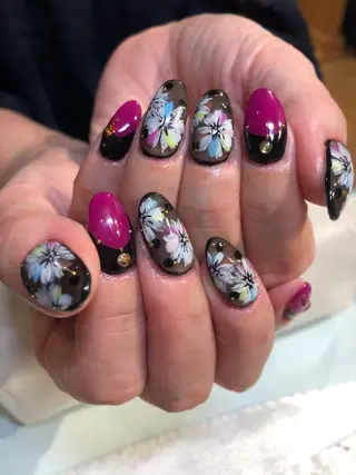 ネイル Nest 三田のマツエク・マツパデザイン