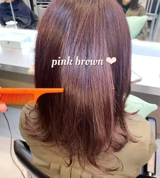 ミディアム カラー 岡野 静華のヘアスタイル