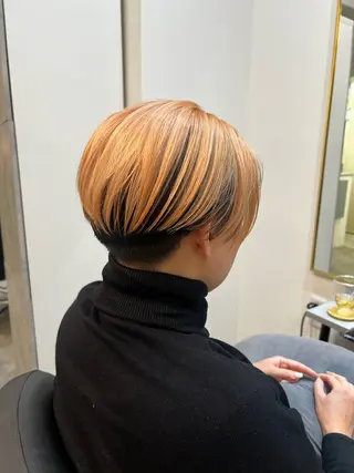 ショート カラー ENA レイヤー/くびれヘアのヘアスタイル