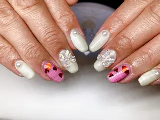 ネイル ECLAT エクラ所属・寺山 千鶴のネイルデザイン