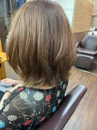 ミディアム カラー 美容師歴18年 ALBA 齊藤のヘアスタイル