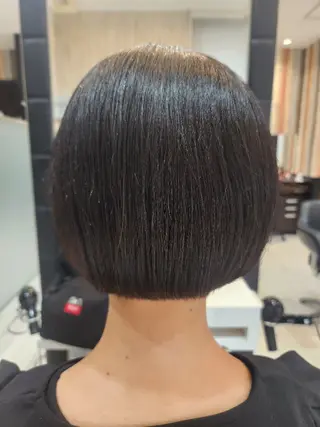 ショート 上杉 彩佳のヘアスタイル