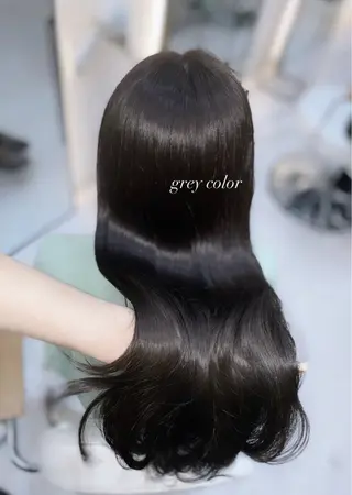 ロング カラー 艶髪・透明感カラー・ 韓国ヘア・Yuriのヘアスタイル