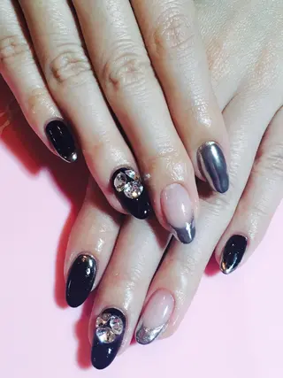 ネイル 古川 里美のネイルデザイン