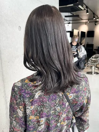 セミロング カラー 透明感/オリーブ/ グレージュ/YUKAのヘアスタイル