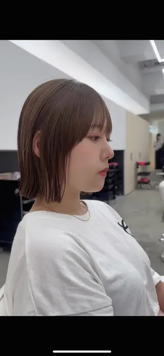 ミディアム MAEUL NAGOYA所属・レイヤーボブ/名駅/ くびれボブ/縮毛矯正のヘアスタイル