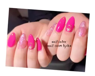 ネイル ﾈｲﾙﾙｰﾑﾘｯｶ 𝐦𝐚𝐲𝐮のネイルデザイン