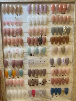 ネイル きらきらネイルサロン所属・池田 もえのネイルデザイン