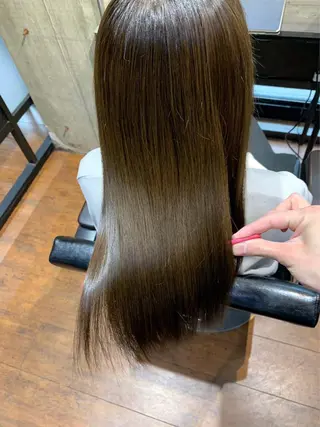 ロング 暖色/艶カラー 岸谷真幸のヘアスタイル