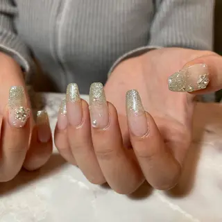 ネイル Ami 🦥のネイルデザイン