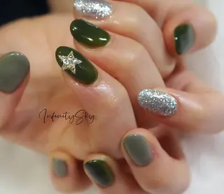 ネイル infinity skyのネイルデザイン