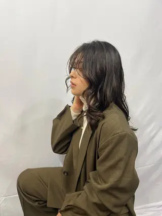 セミロング カラー Sherry大国町所属・Sherry大国町 HIKARUのヘアスタイル