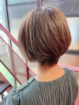 カラー 石井 潤のヘアスタイル