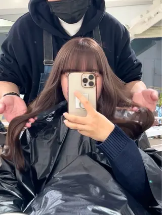 ロング カラー 前髪/顔まわりカット 艶髪/髪質改善/縮毛のヘアスタイル