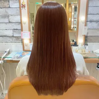 セミロング 🌸小島友梨香🌸 ブリーチカラーのヘアスタイル