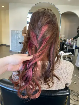 ロング maco 艶感ハイトーン🦋のヘアスタイル