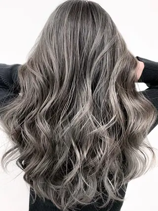 ロング カラー 特別モデル価格 タカシマイッセイのヘアスタイル