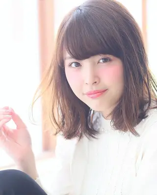 セミロング カラー パーマ 🌙FLYCKA ☀️縮毛矯正のヘアスタイル