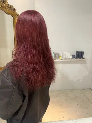 ロング 🩶ハイトーン🖤 URARAのヘアスタイル