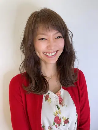 ミディアム 🎨美大卒美容師🎨 まっきーのヘアスタイル