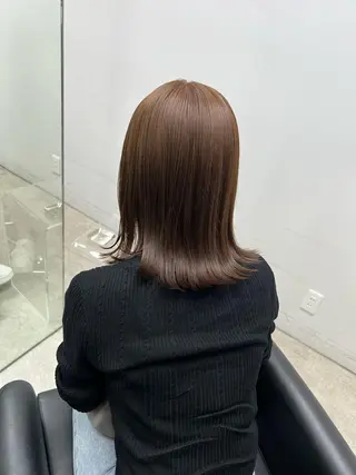 セミロング 韓国風レイヤーカット グレージュ/大希のヘアスタイル