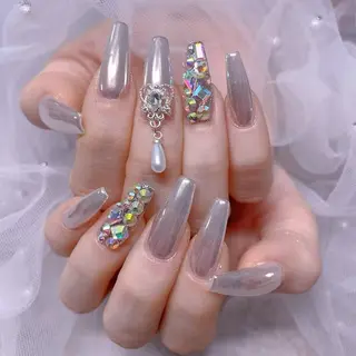 ネイル UMI ネイルサロン新宿🎀のネイルデザイン