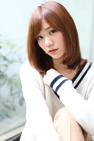 ミディアム カラー 髪質改善//縮毛矯正 This表参道のヘアスタイル