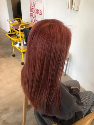 カラー yuragi所属・竹内 絢香のヘアスタイル