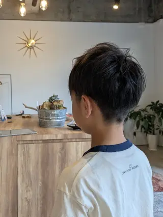 キッズ メンズ SOL所属・透明カラー/ショート /髪質改善/亀山貴之のヘアスタイル