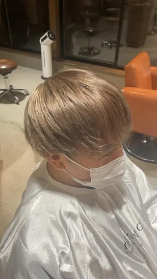 メンズ ブリーチ🌟リタッチ 🎠KANON🎡のヘアスタイル