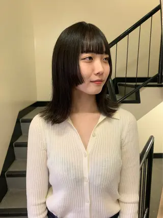 ミディアム カラー riho🪻暗髪/ 色持ちがいいカラーのヘアスタイル