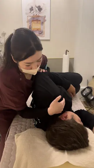 肩甲骨はがし🪽 とこちゃん先生🩷のエステ・リラクイメージ