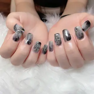ネイル D-BEAUTY Nailsalonのネイルデザイン