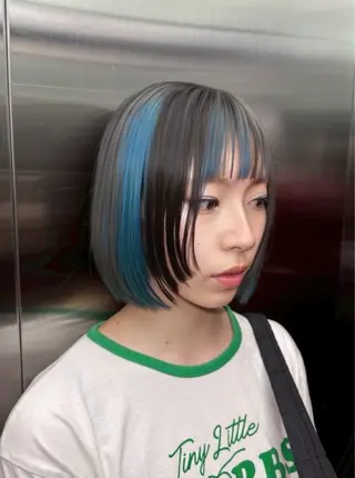 ショート カラー ニュートラルカラー 🧊横田 さえのヘアスタイル