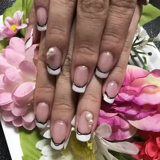 ネイル マルサンカクシカク所属・○△□ 守口市のネイルデザイン