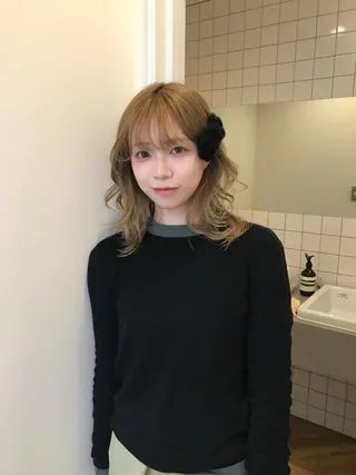 ミディアム runa/パーマ /ブリーチモデルのヘアスタイル