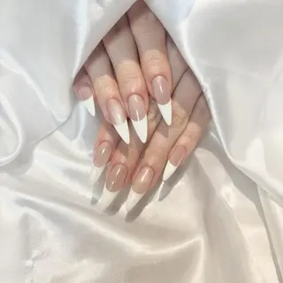 ネイル WISTERIA SAKAEのネイルデザイン