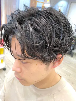 ショート パーマ メンズ 林 美佑のヘアスタイル
