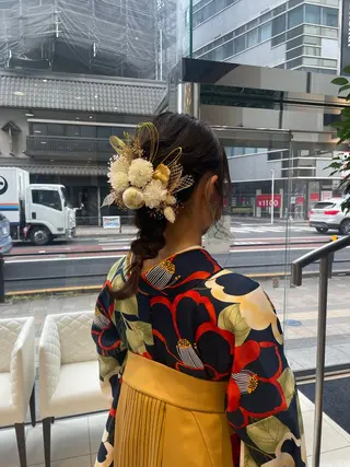 ヘアアレンジ BiBi  藪 菜月のヘアスタイル