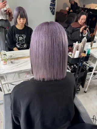 ミディアム 🩶ブリーチ/ レイヤー🩶フミカのヘアスタイル