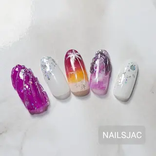 ネイル 島屋 千奈美のネイルデザイン