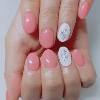 ネイル Lily Roseスタッフ一同のマツエク・マツパデザイン