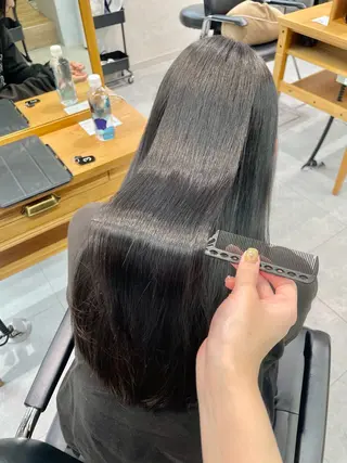 ロング カラー ✨横須賀髪質改善✨️ 加藤 百音のヘアスタイル