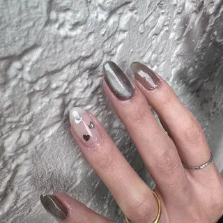 ネイル O. Maikaのネイルデザイン