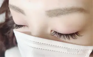 マツエク・マツパ Blancレイクウォーク岡谷店所属・西澤 由月のマツエク・マツパデザイン