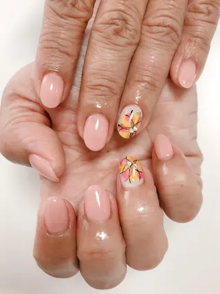 ネイル Lily Roseスタッフ一同のマツエク・マツパデザイン