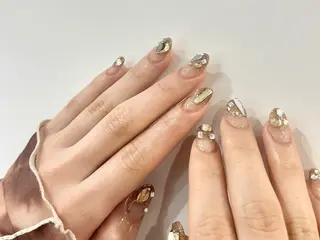 ネイル Rainrain💧 パーツ豊富、やり放題のネイルデザイン