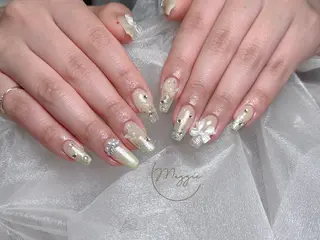 ネイル Maggie Nail🦩のネイルデザイン